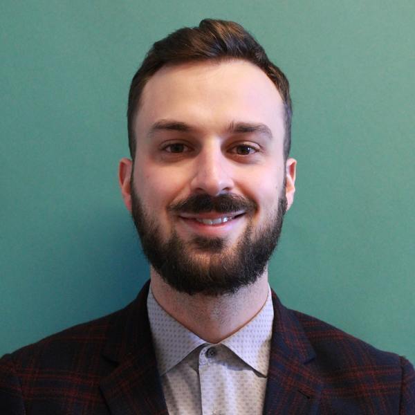 Thumb ticker lg giovanni visona cropped min